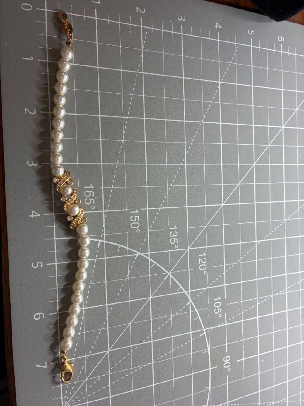 Vintage Napier Faux Pearl Rhinestone Bracelet Gold Tone Signed 7 Inch - Picture 5 of 5